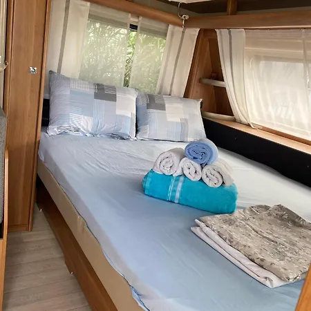 Kak Wohnheim Mit Festem Standort Campsite